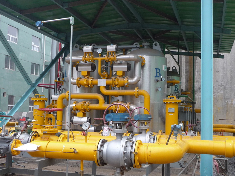 Industrial hydrocarbon and liquid removal